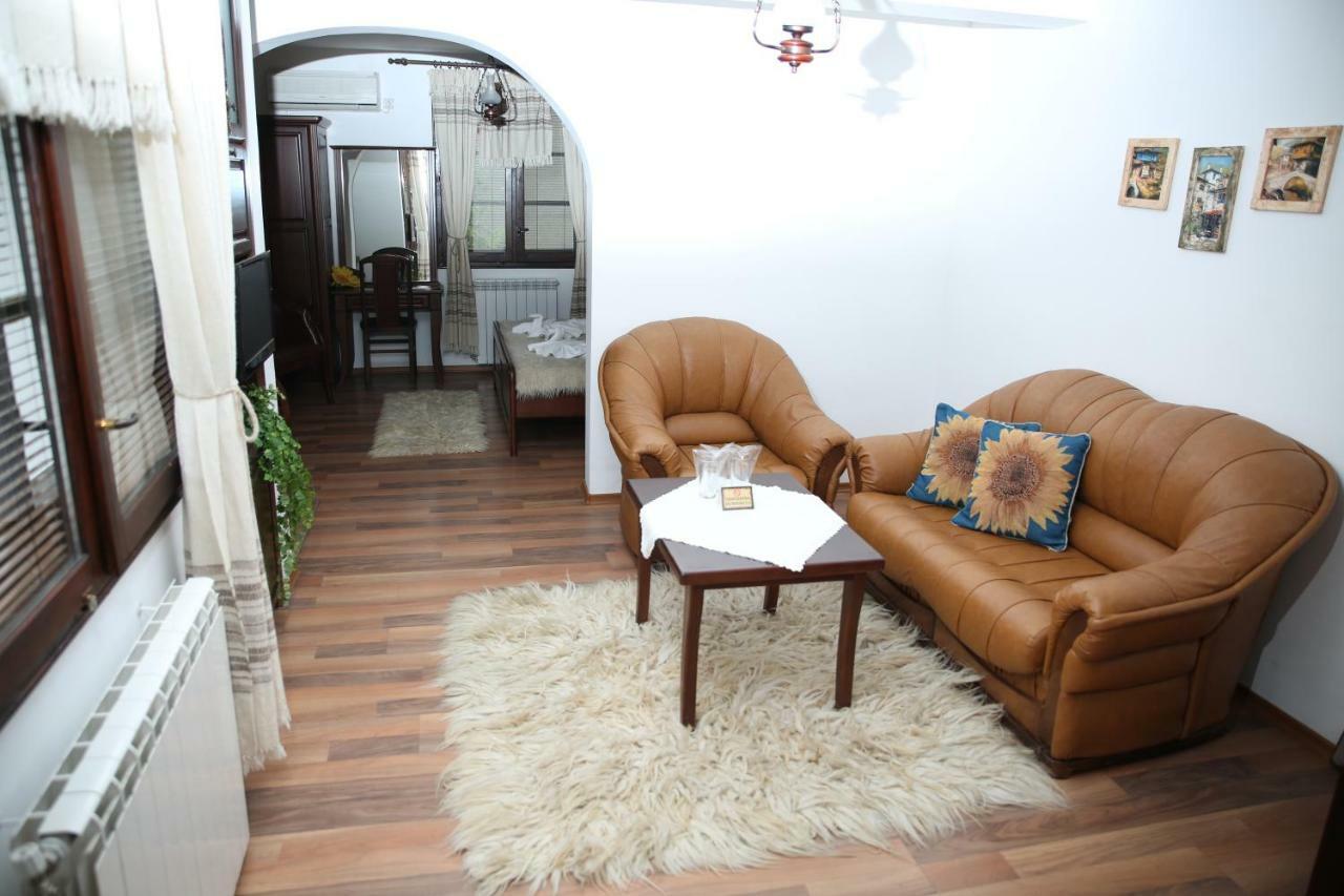 Oazis Guest house 3*