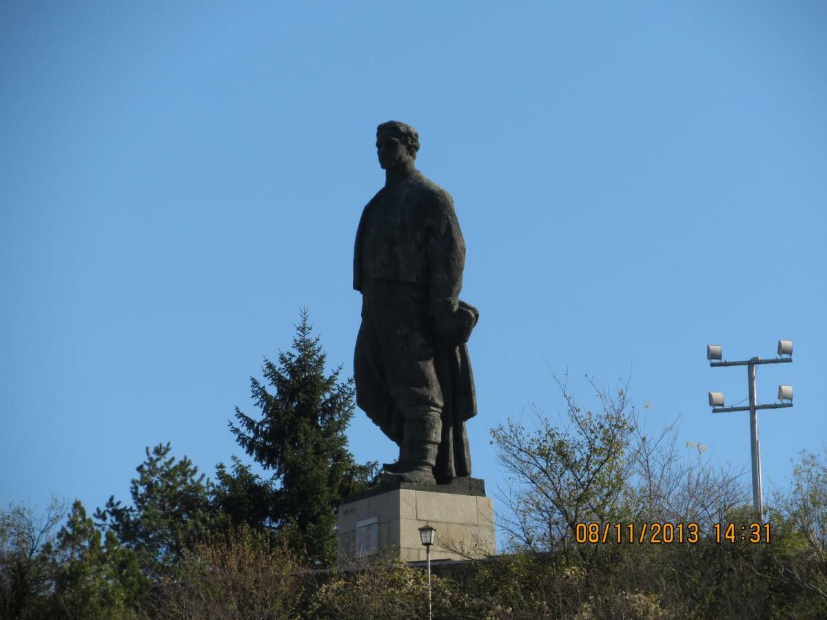 Oazis 3* Lovech
