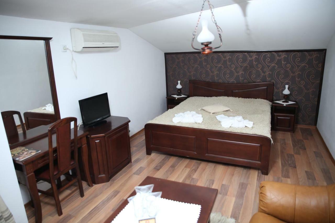 Oazis Guest house Lovech